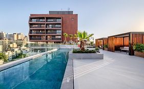 Skyline Porto Alegre - Apartamento mobiliado com Wi-Fi e academia no condomínio